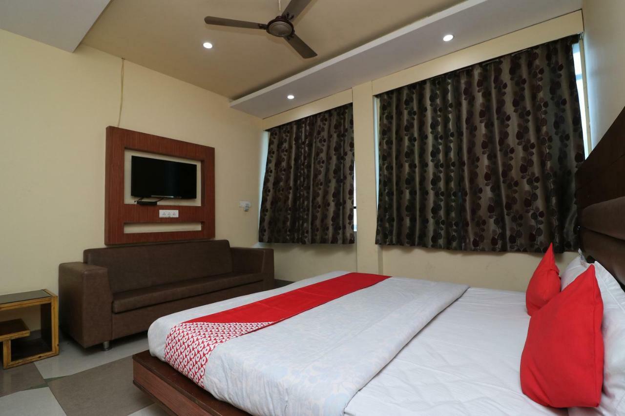 Oyo 24178 Hotel Vrindavan Regency Bikaner Esterno foto